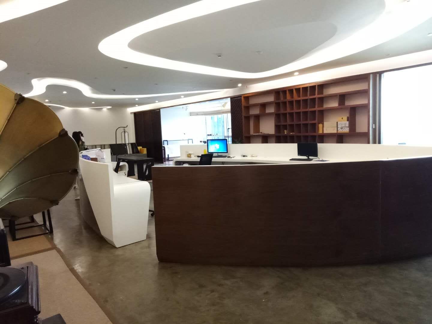 龙华地铁站长江中心管理处电话
