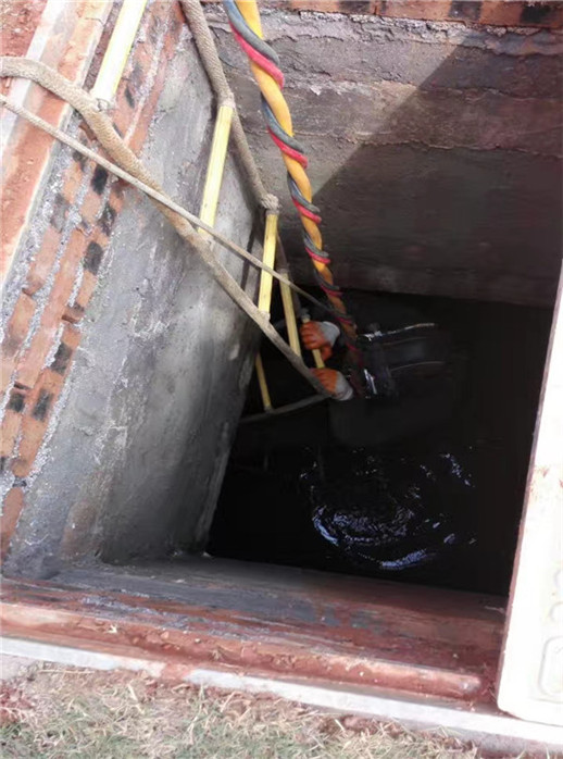 惠州市水下堵漏公司-潜水堵漏施工施工图片
