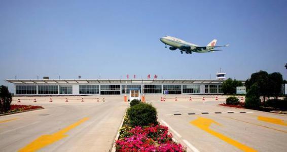 专业重庆报关行矿泉水进口清关时效