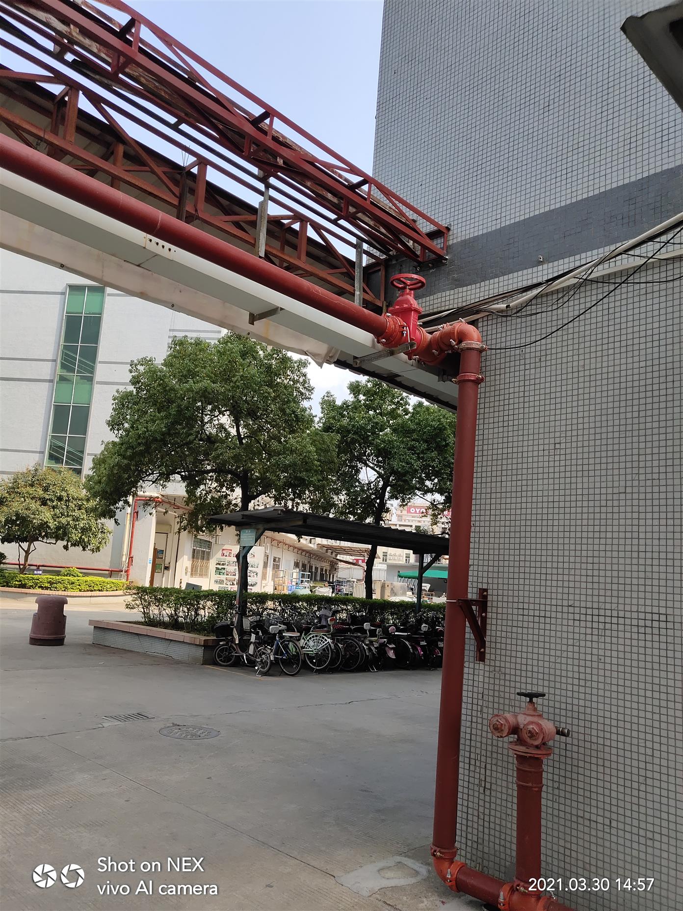 专业承接东莞彩钢板隔墙工程报价