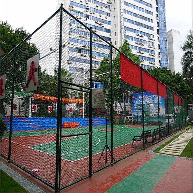 专业订制球场护栏生产厂家