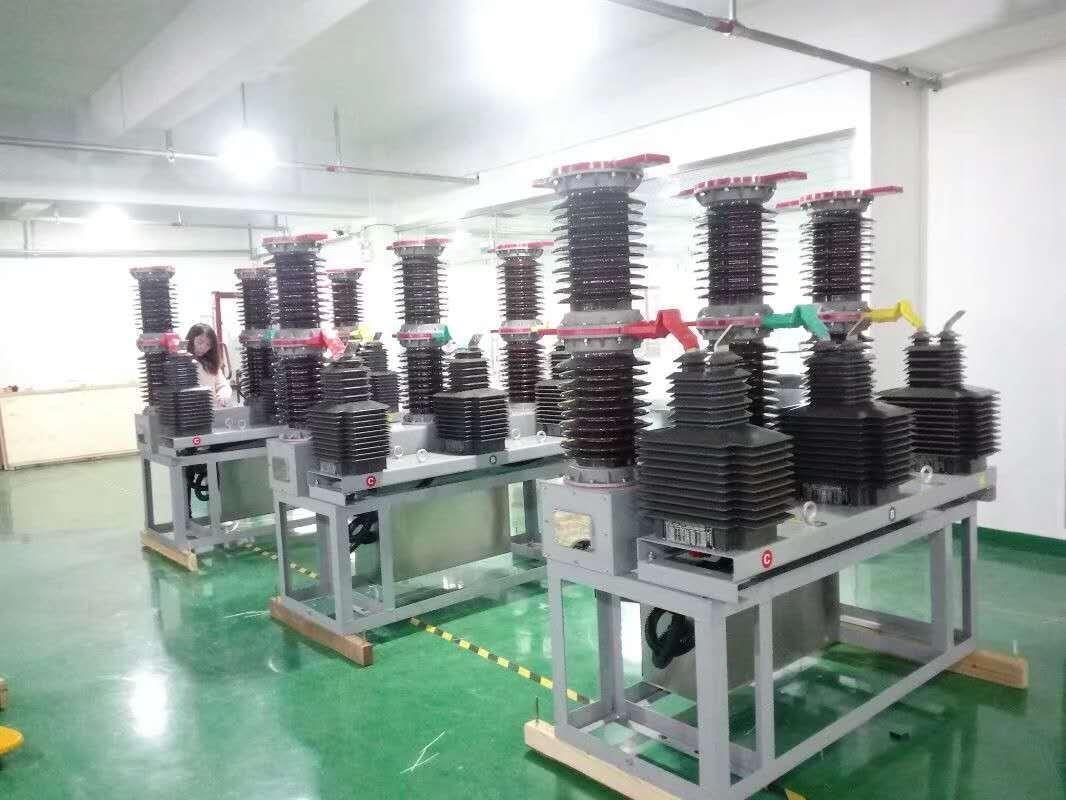 ZW32-40.5KV断路器带看门狗