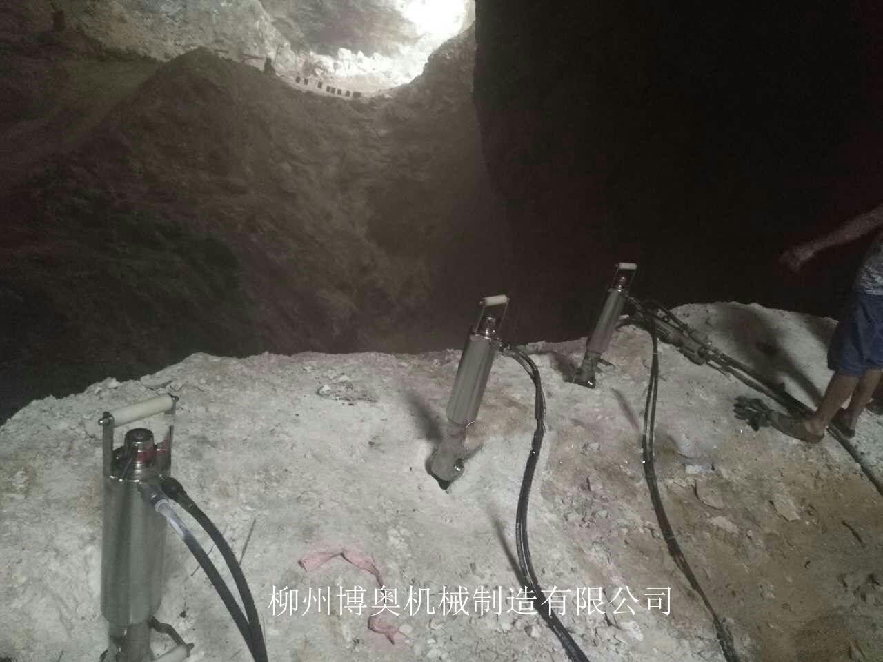 全新液压岩石劈裂机厂商