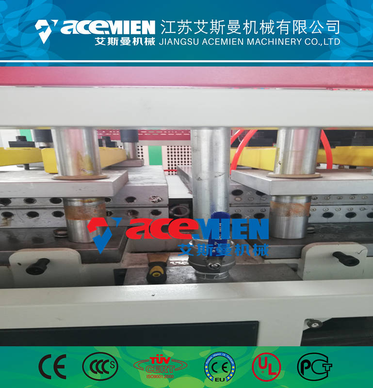 西安一出二塑料中空建筑模板機器設備廠