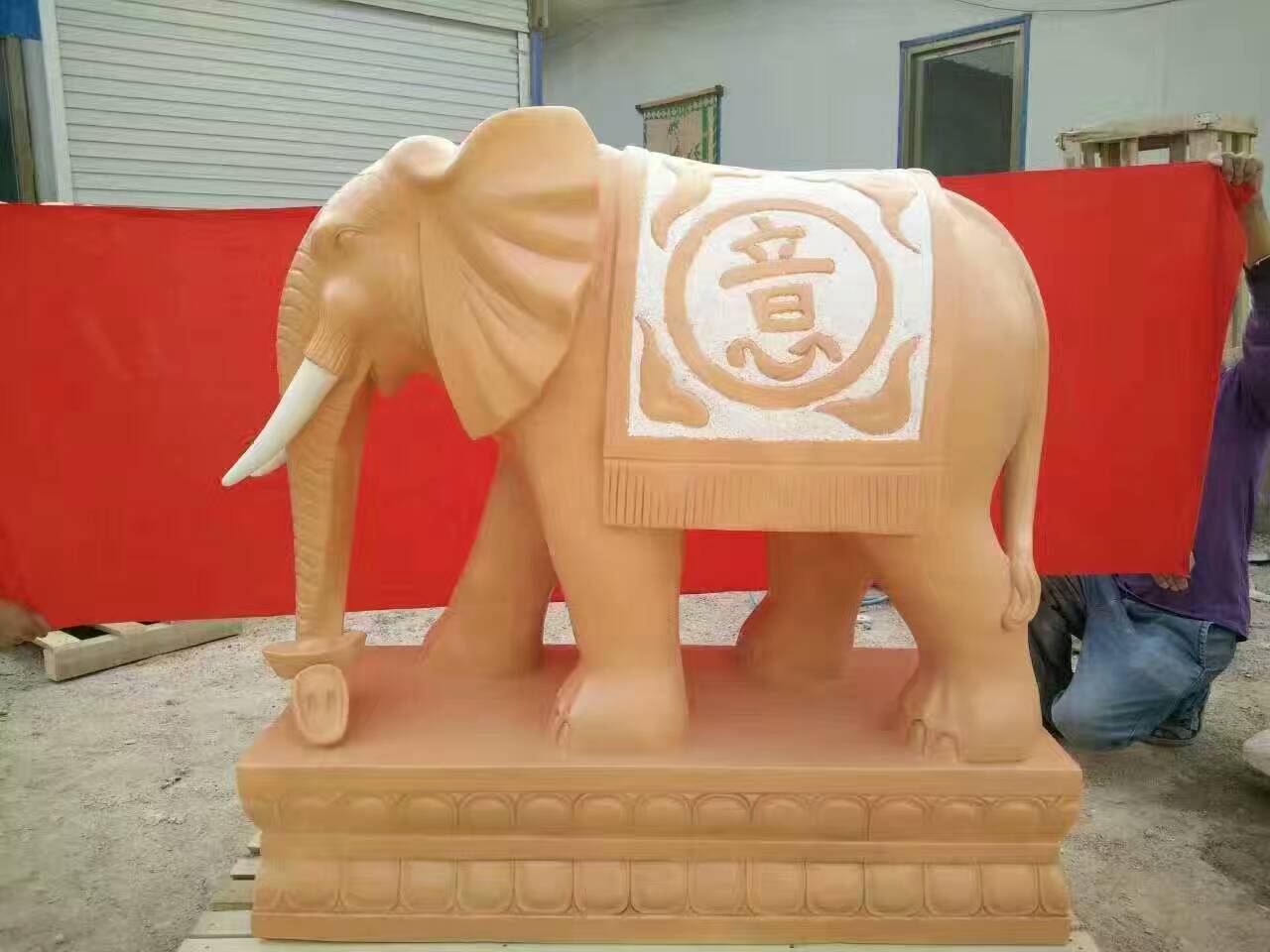 洛阳石雕大象定制