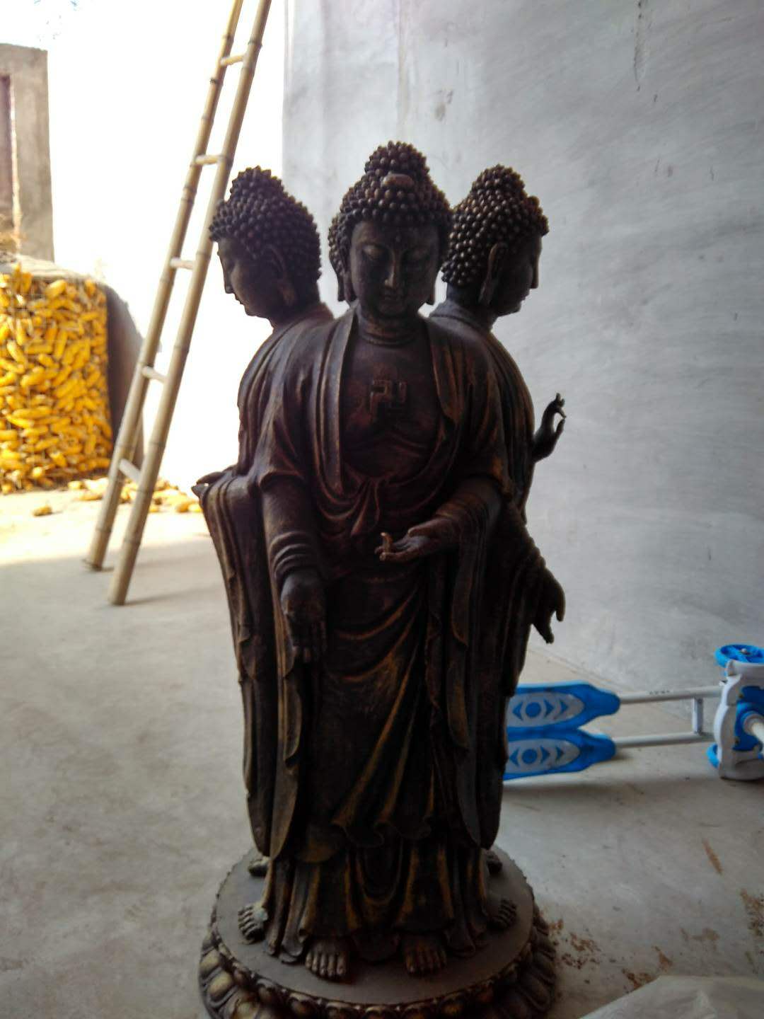 杭州寺院雕塑佛像