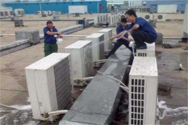大金中央客餐厅空调 报价_中央空调维修报价范本_中央空调维修报价范本