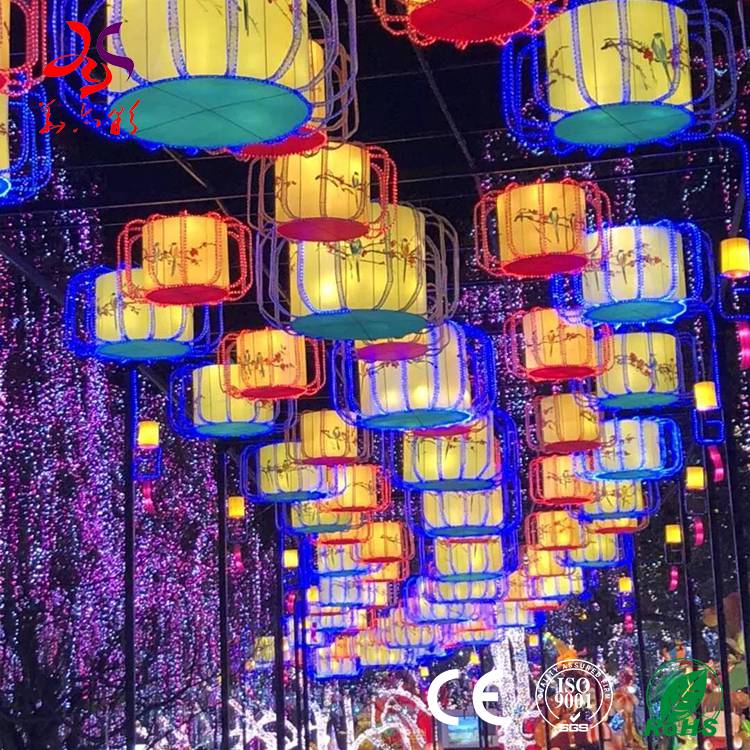 自贡华亦彩厂家制作传统花灯鱼灯吊顶装饰酒店餐厅制作灯饰造型民间灯笼