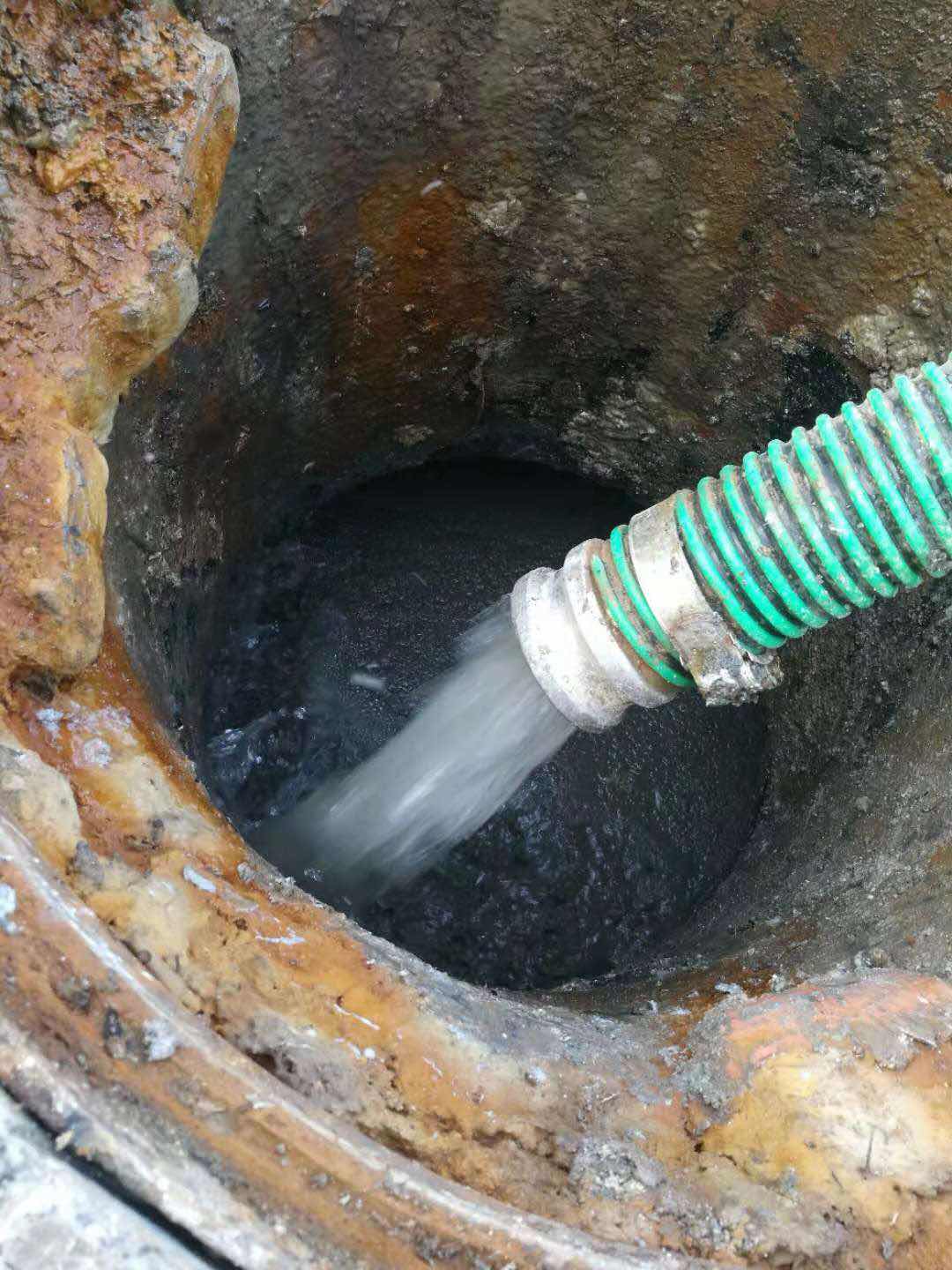 鞍山吸粪车规格