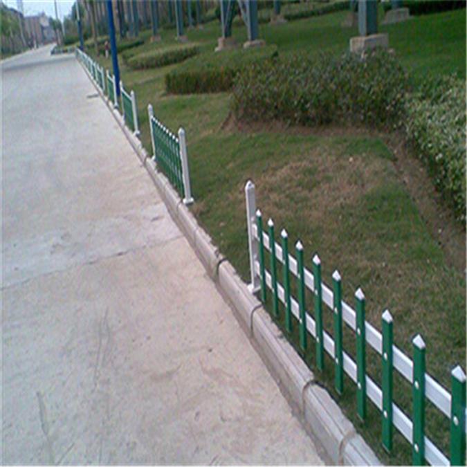 PVC护栏厂家供应 别墅栅栏 pvc围栏 草坪庭院社区护栏 可定制