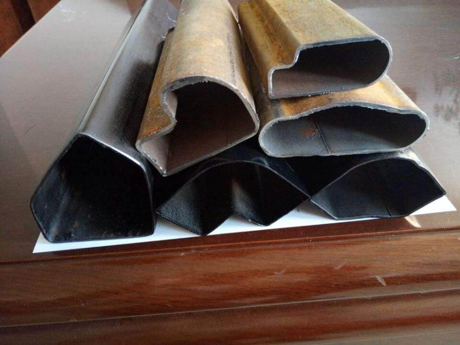 常德镀锌P形管定制