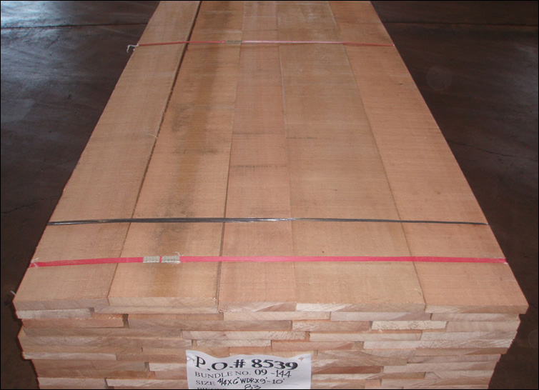 柳桉木板材