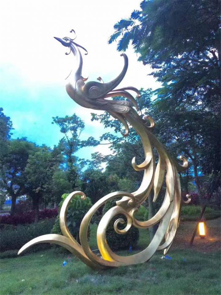 梅州玻璃钢雕塑厂家规格