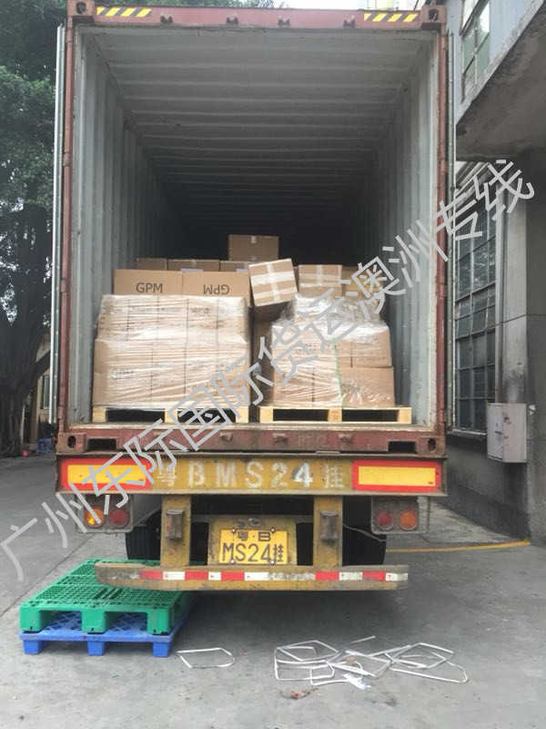 铝合金门窗运输到马来西亚船期紧张