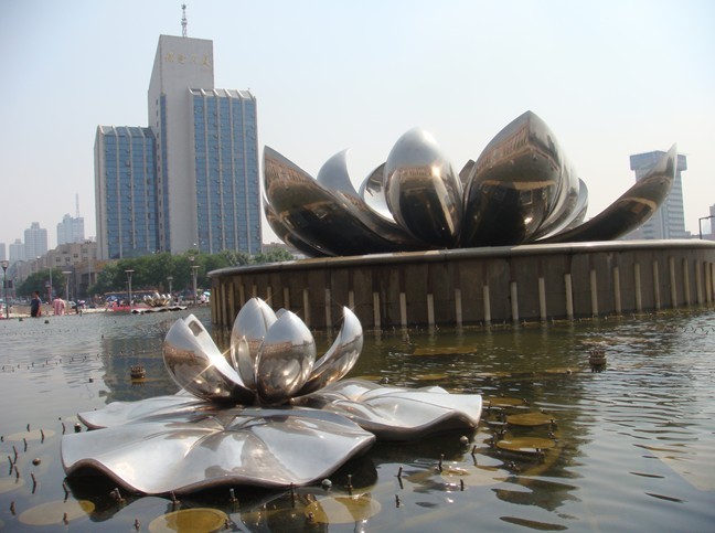 广州不锈钢雕塑
