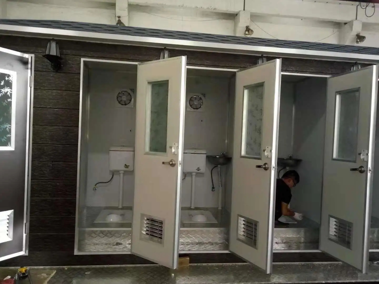 忠县移动卫生间厕所生产厂家