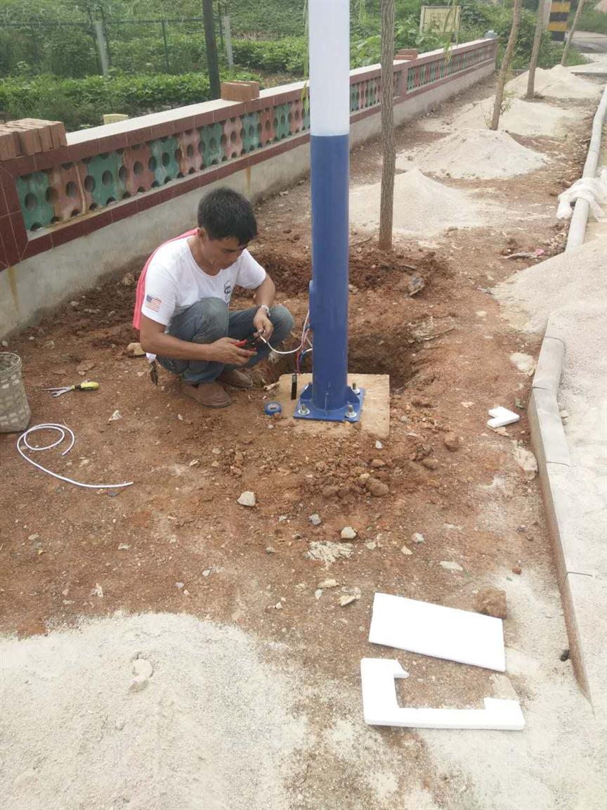 山东太阳能路灯厂家