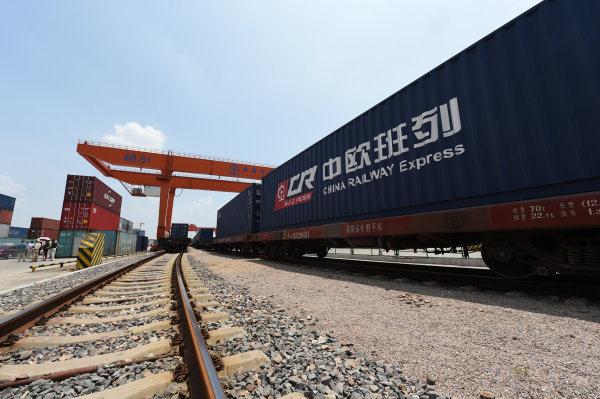 成都中欧班列纺织机械进口物流清关