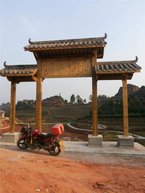 河南哪家防腐木门头牌坊