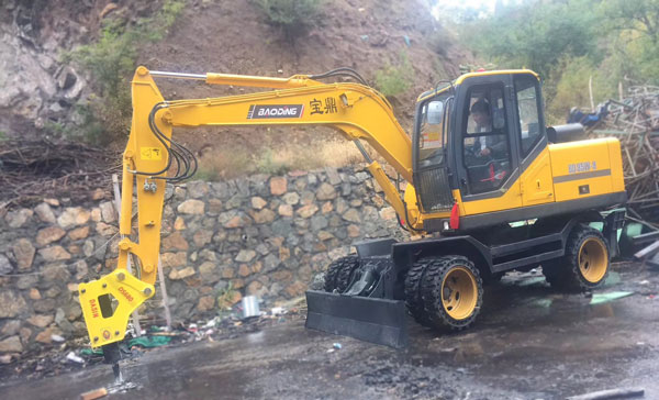 合肥国产轮式挖掘机价格