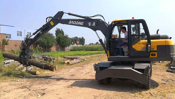 装木头挖掘机什么牌子好