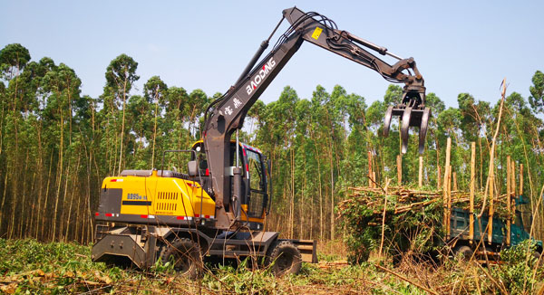 来宾装木头挖掘机