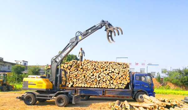 安顺旋转夹木机定做