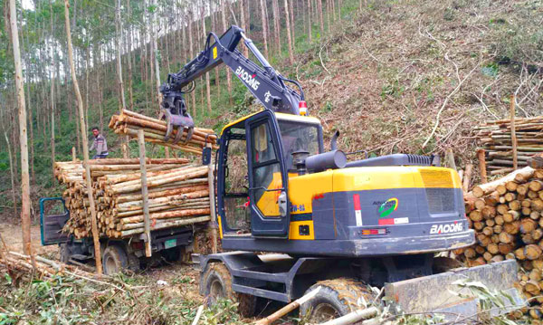 黔东南全新轮式抓木机报价