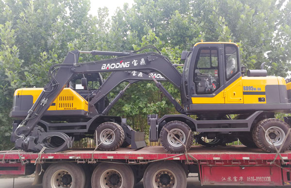 柳州全新轮式抓木机