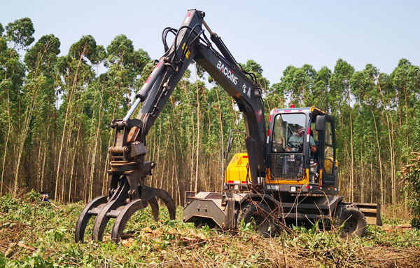 黑龙江轮胎抓木机