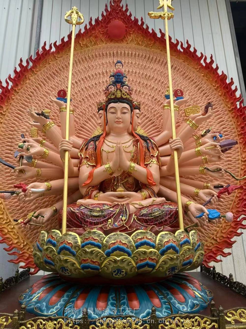 铸铜雕塑加工：传统艺术与现代工艺的完美结合